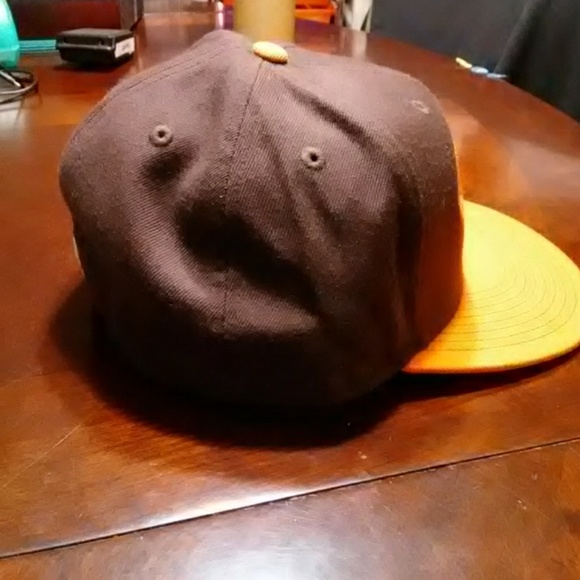 Rocawear Fitted Cap - Picture 6 of 8